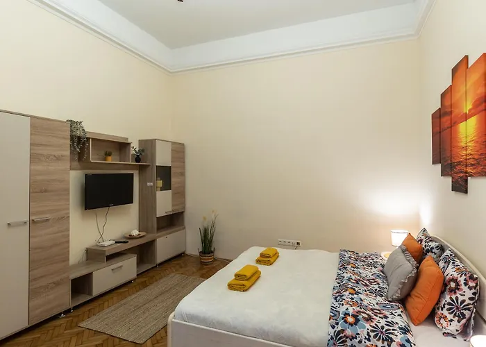 Harmony & Cute - Budapešť