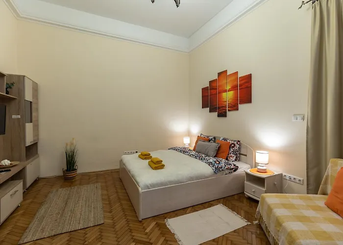 Harmony & Cute - * Budapešť