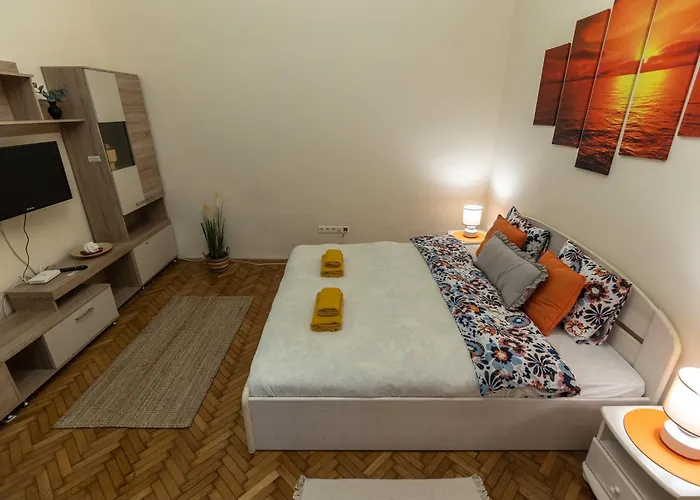 Harmony & Cute - Budapešť