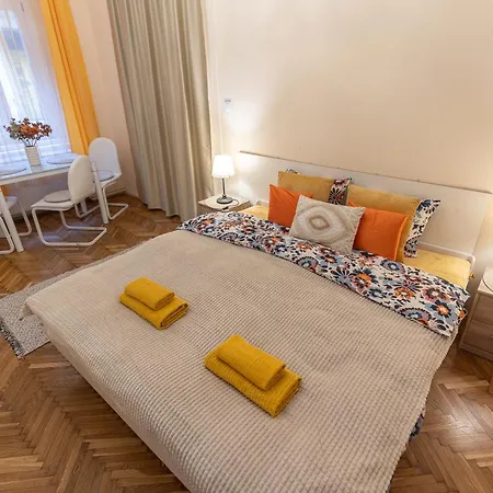 Harmony & Cute - Apartman