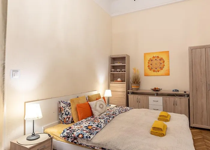 Harmony & Cute - アパート *